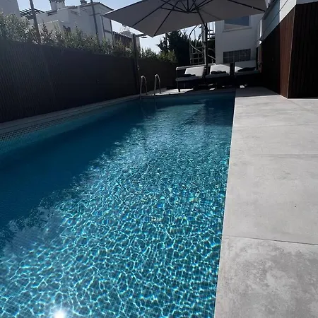 Heated Pool Deluxe Only 100mts From The 4*